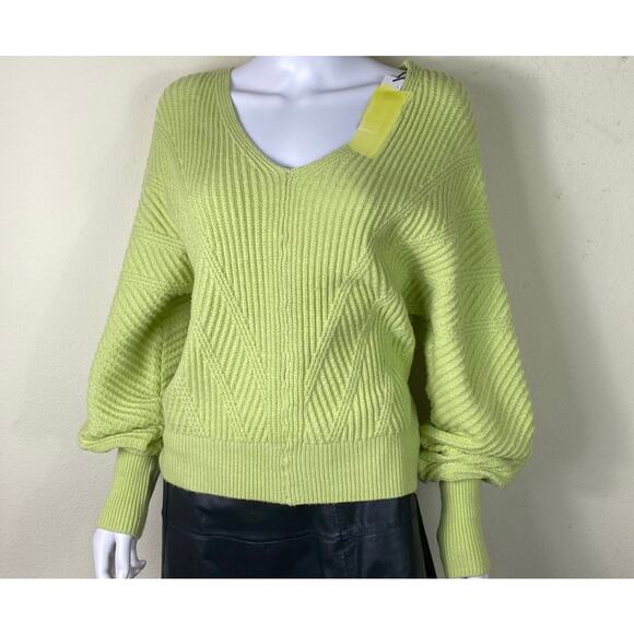 Tahari Women's Size Medium Cable Knit Long Balloon Sleeve Sweater Lime Green - Picture 10 of 10